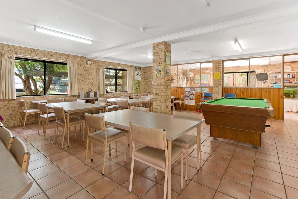 Wandarrah Lodge Hostel Меримбула Экстерьер фото