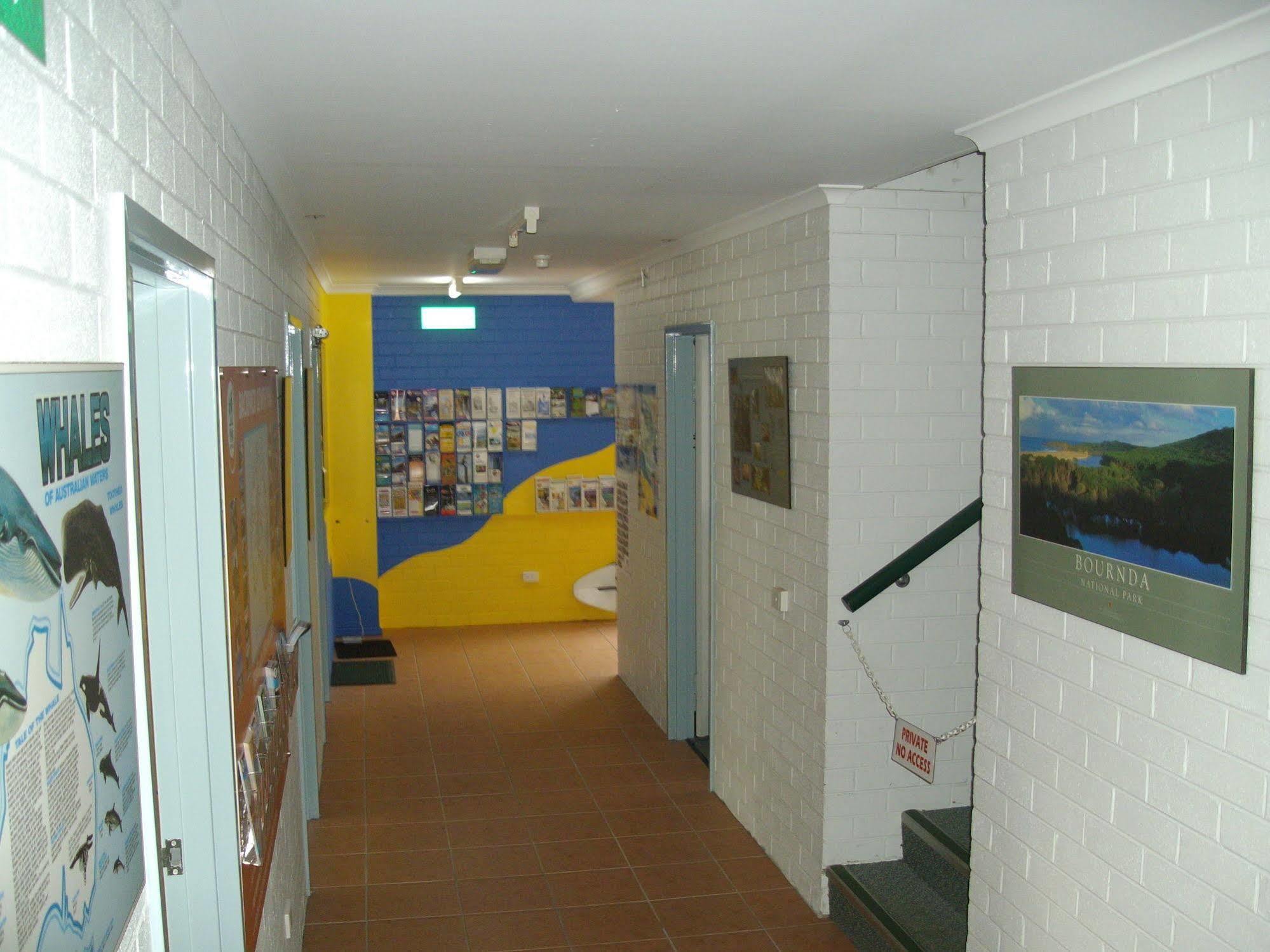 Wandarrah Lodge Hostel Меримбула Экстерьер фото