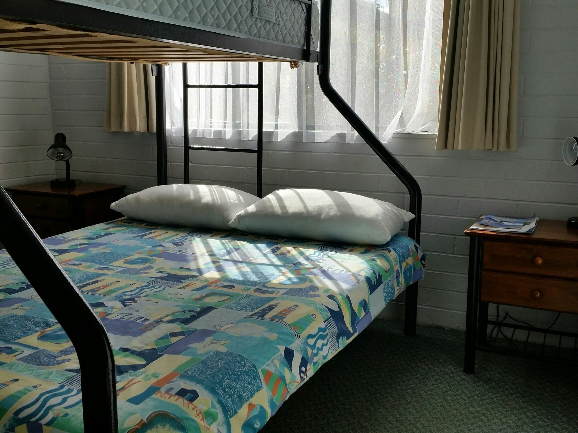 Wandarrah Lodge Hostel Меримбула Экстерьер фото